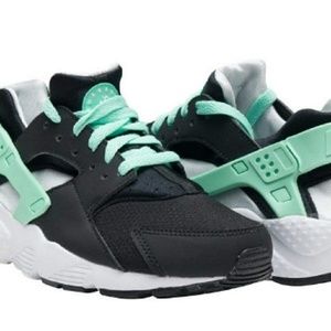Nike huaraches